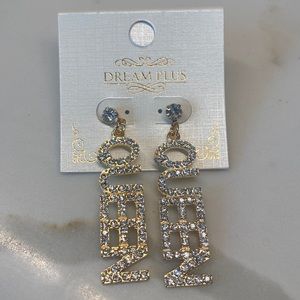 Queen rhinestone earrings dangle gold tone